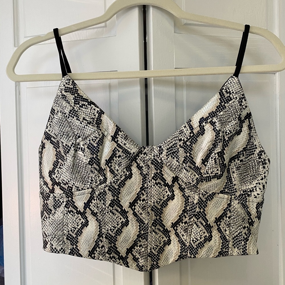 NEVER WORN 🖤 TIGER MIST Bustier Top